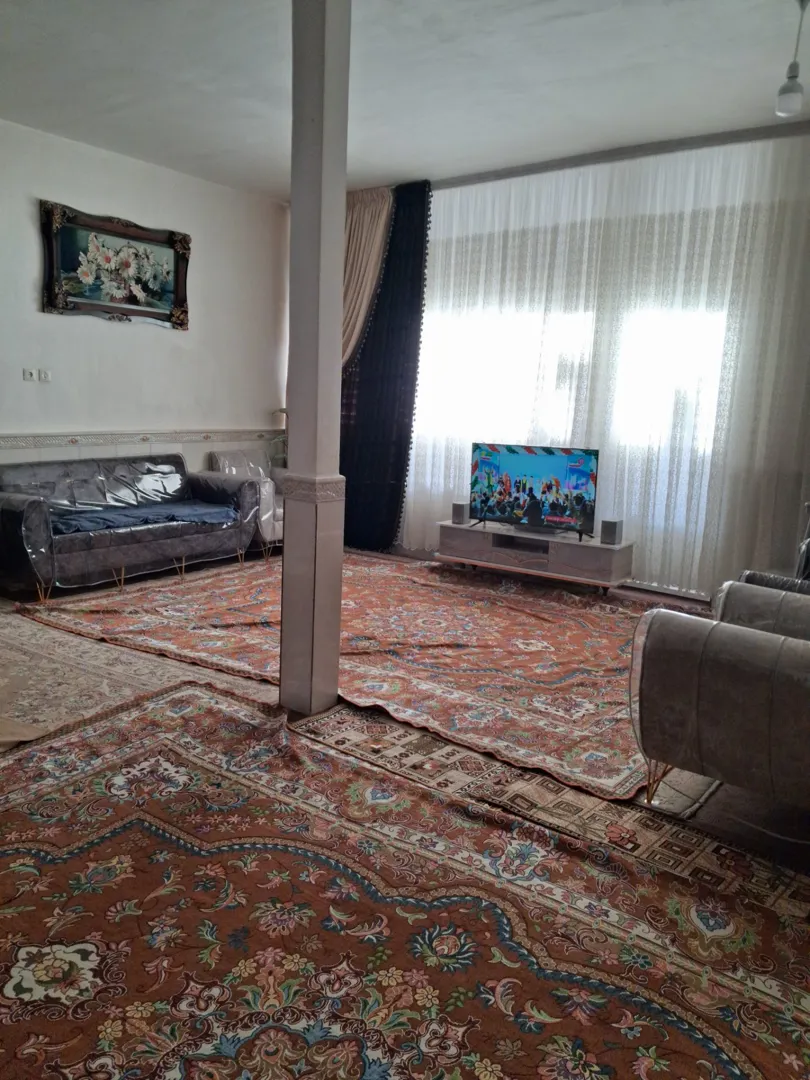 ویلایی 200 متری 15 خرداد 