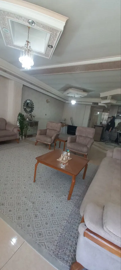معاوضه آپارتمان 85 متری / باغ گل 