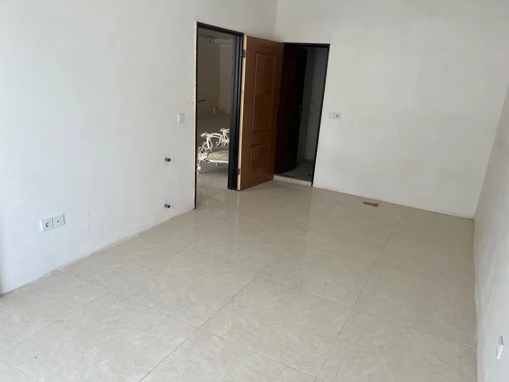 فروش واحد دلباز ۱۶۰ متری / خیابان پارک 