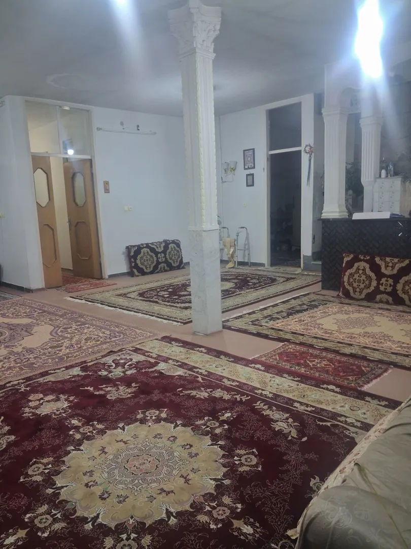 فروش ویلایی215متر / منطقه 32متری
