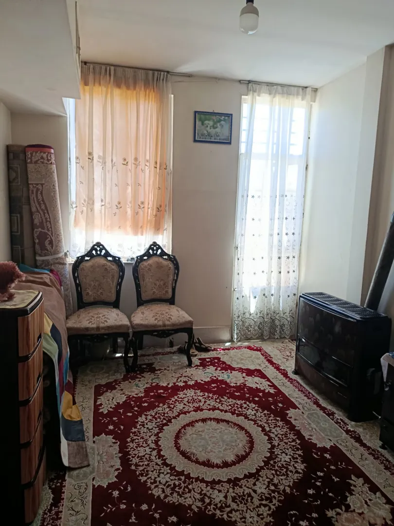 فروش آپارتمان ۶۵ متری / خیابان عاشورا 