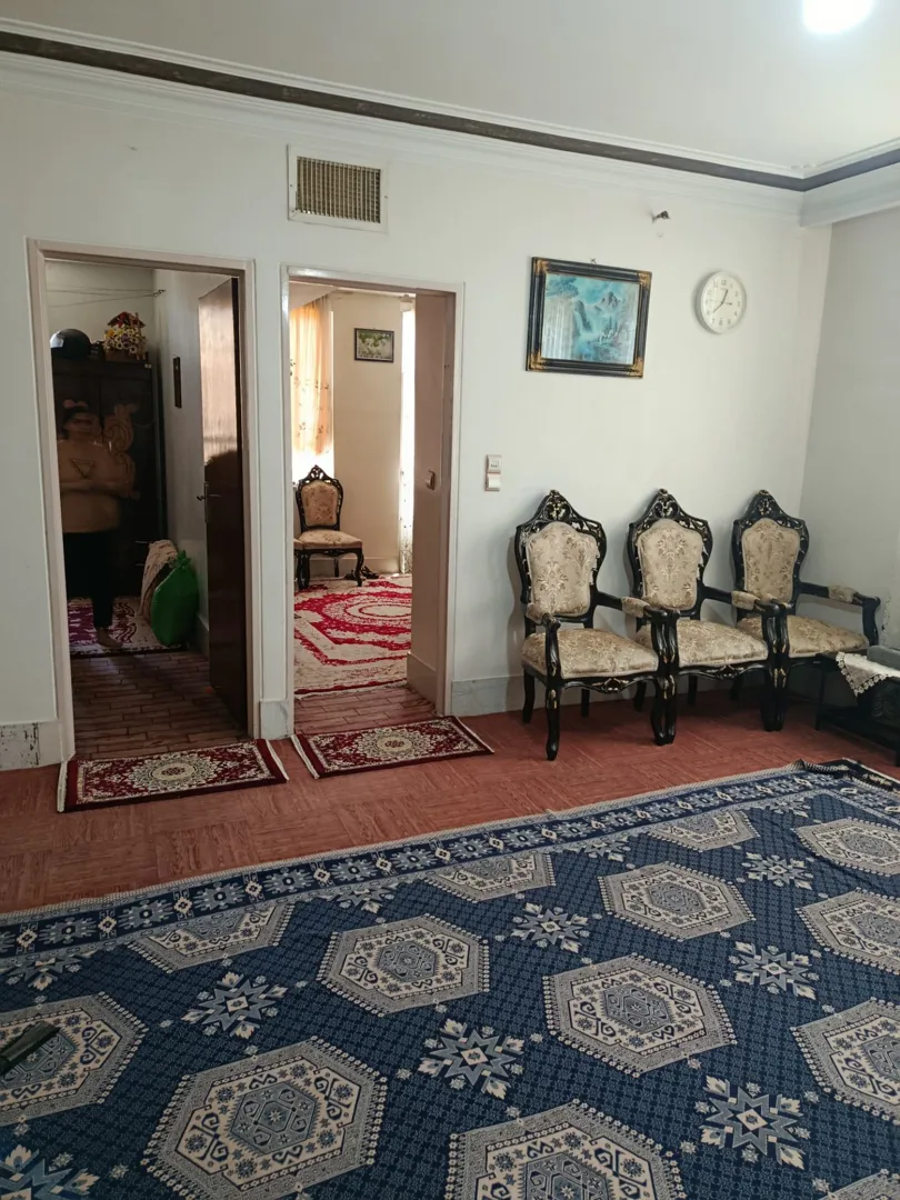 فروش آپارتمان ۶۵ متری / خیابان عاشورا 