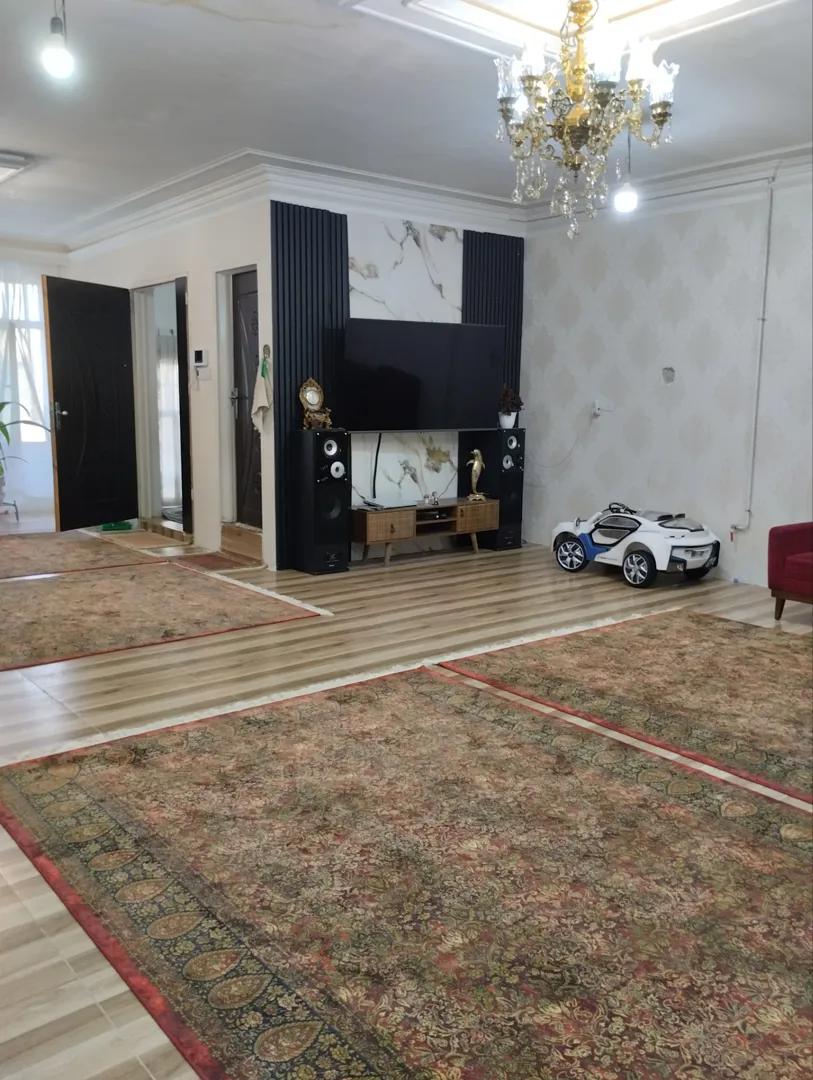 فروش ویلایی ۲۳۰ متری 