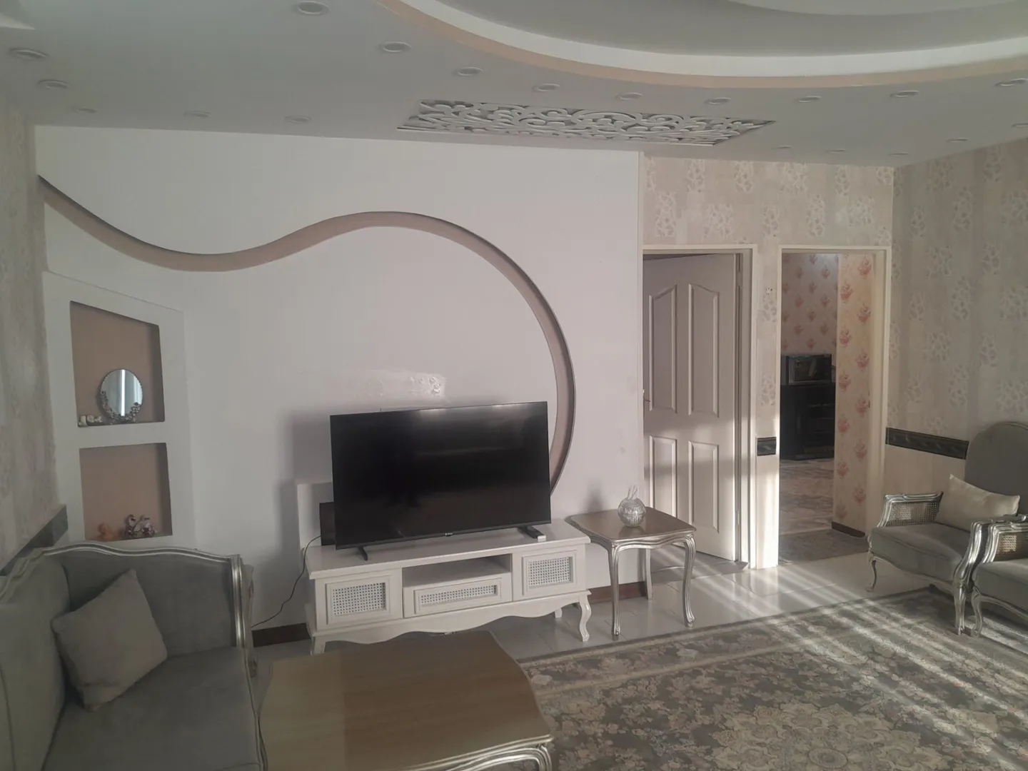 فروش آپارتمان ۸۰ متری / میدان سرو 