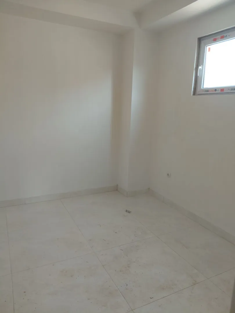 فروش آپارتمان ۹۳ متری / میدان جهاد 