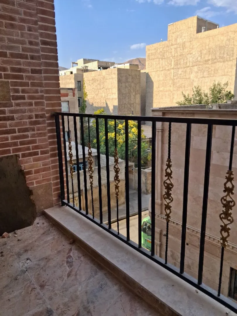فروش واحد ۸۷ متری / خیابان خاکی 