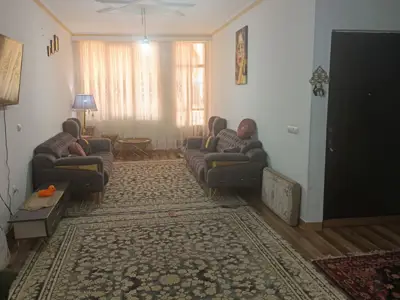 آپارتمان 75متری/تک واحدی/نامیله