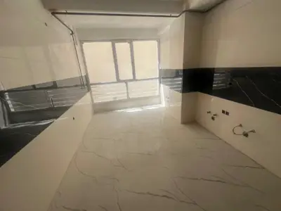 واحد ۱۱۰ متری نوساز محدود قائم مقام