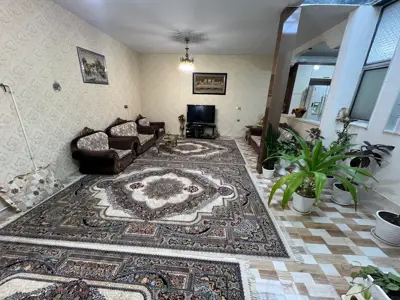 خانه ویلایی ۱۶۸ متری / خیابان معلم 